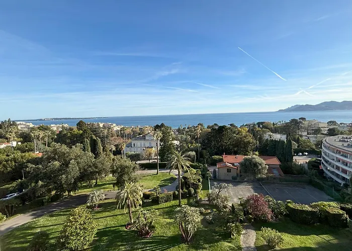 Appartement Vue Mer Proches Plages Et Congres
